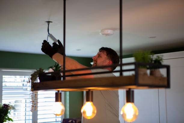 Best Commercial Electrician Services  in Hillcrest, NY